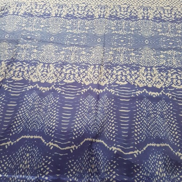 Vintage Blue Silk Scarf, MOSI Silk Shoulder Wrap Shawl - Picture 4 of 10